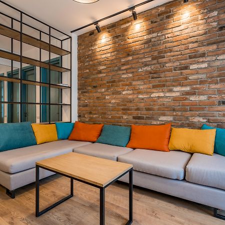 Easy Hotel T'Bilisi Тбилиси Екстериор снимка