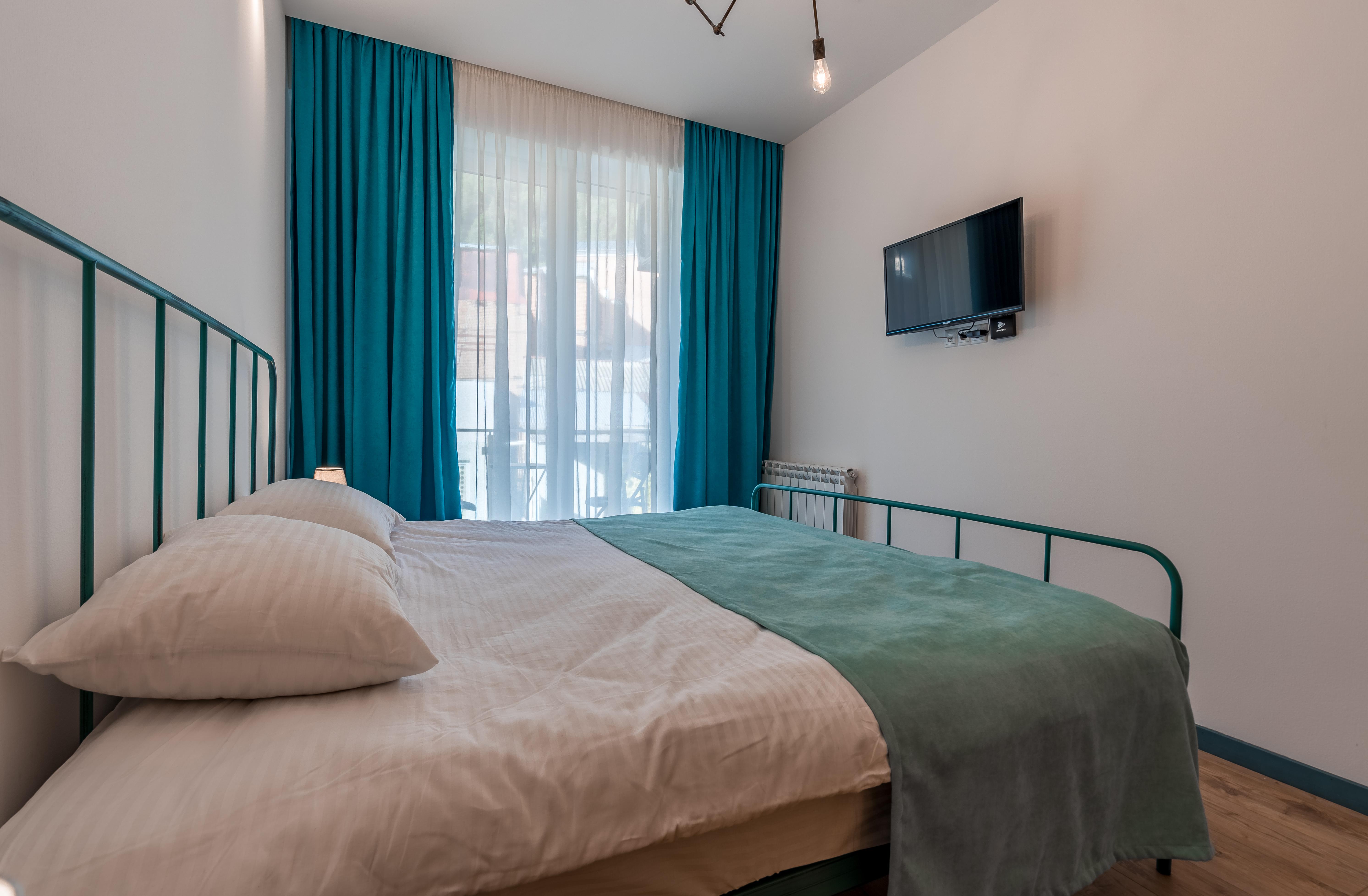 Easy Hotel T'Bilisi Тбилиси Екстериор снимка