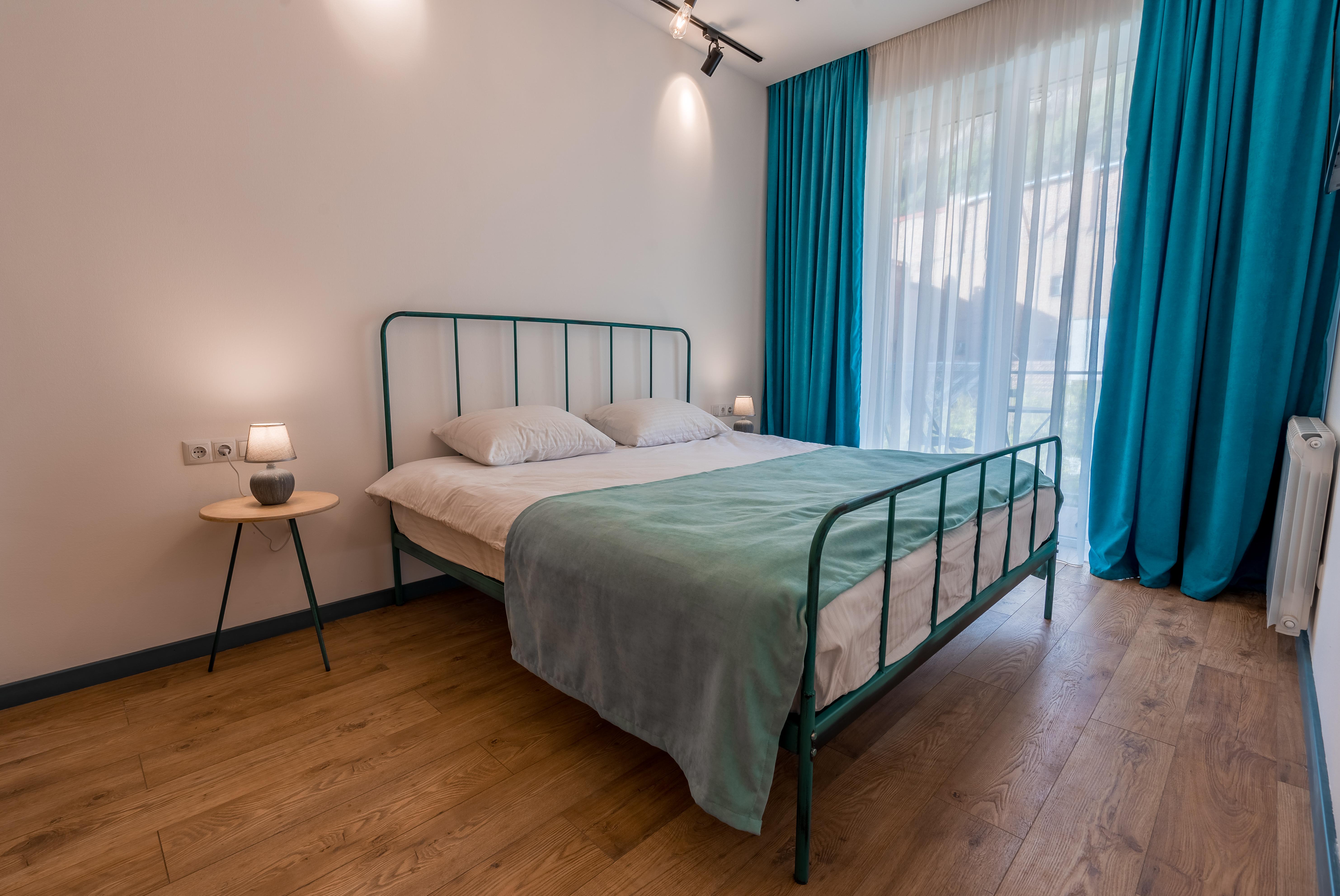 Easy Hotel T'Bilisi Тбилиси Екстериор снимка