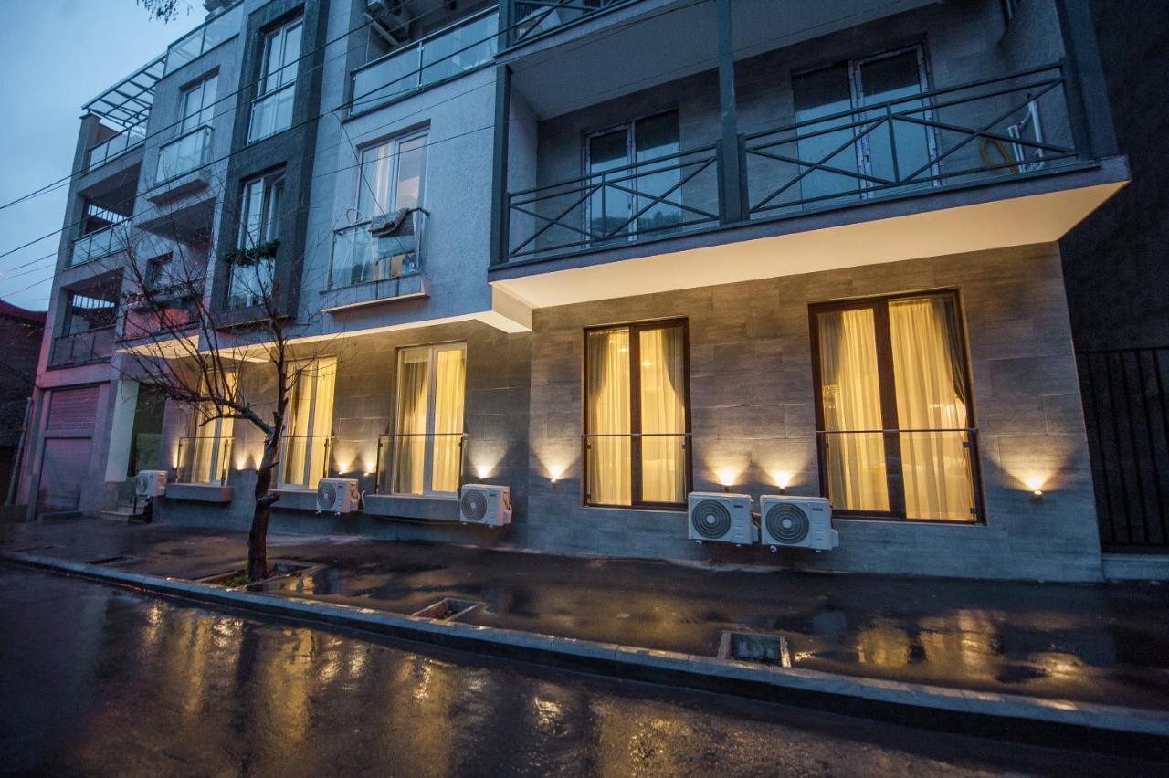Easy Hotel T'Bilisi Тбилиси Екстериор снимка