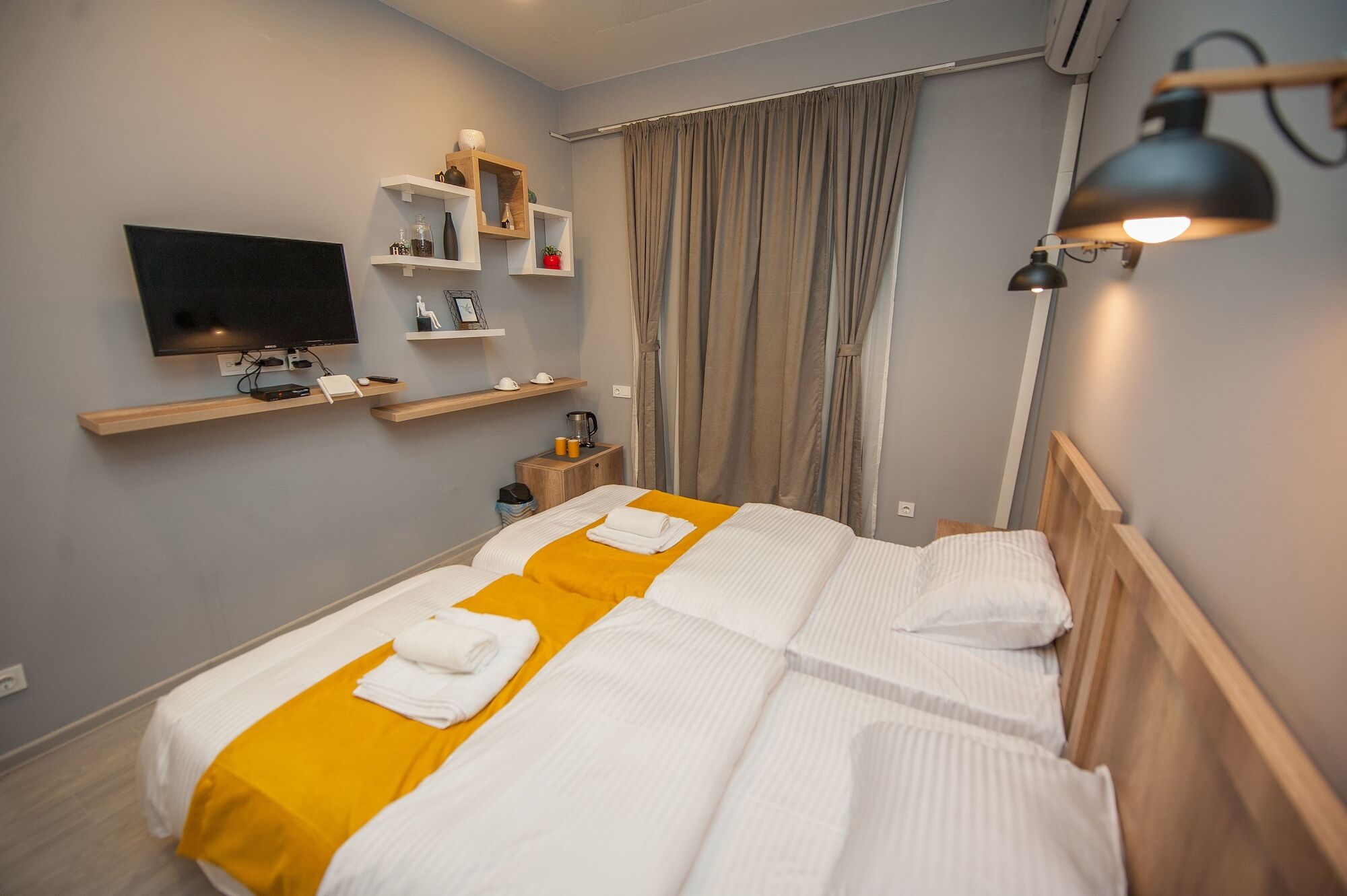 Easy Hotel T'Bilisi Тбилиси Екстериор снимка