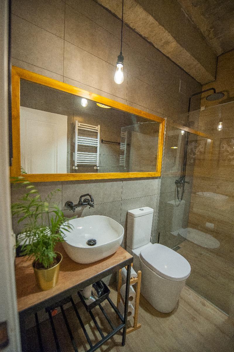 Easy Hotel T'Bilisi Тбилиси Екстериор снимка